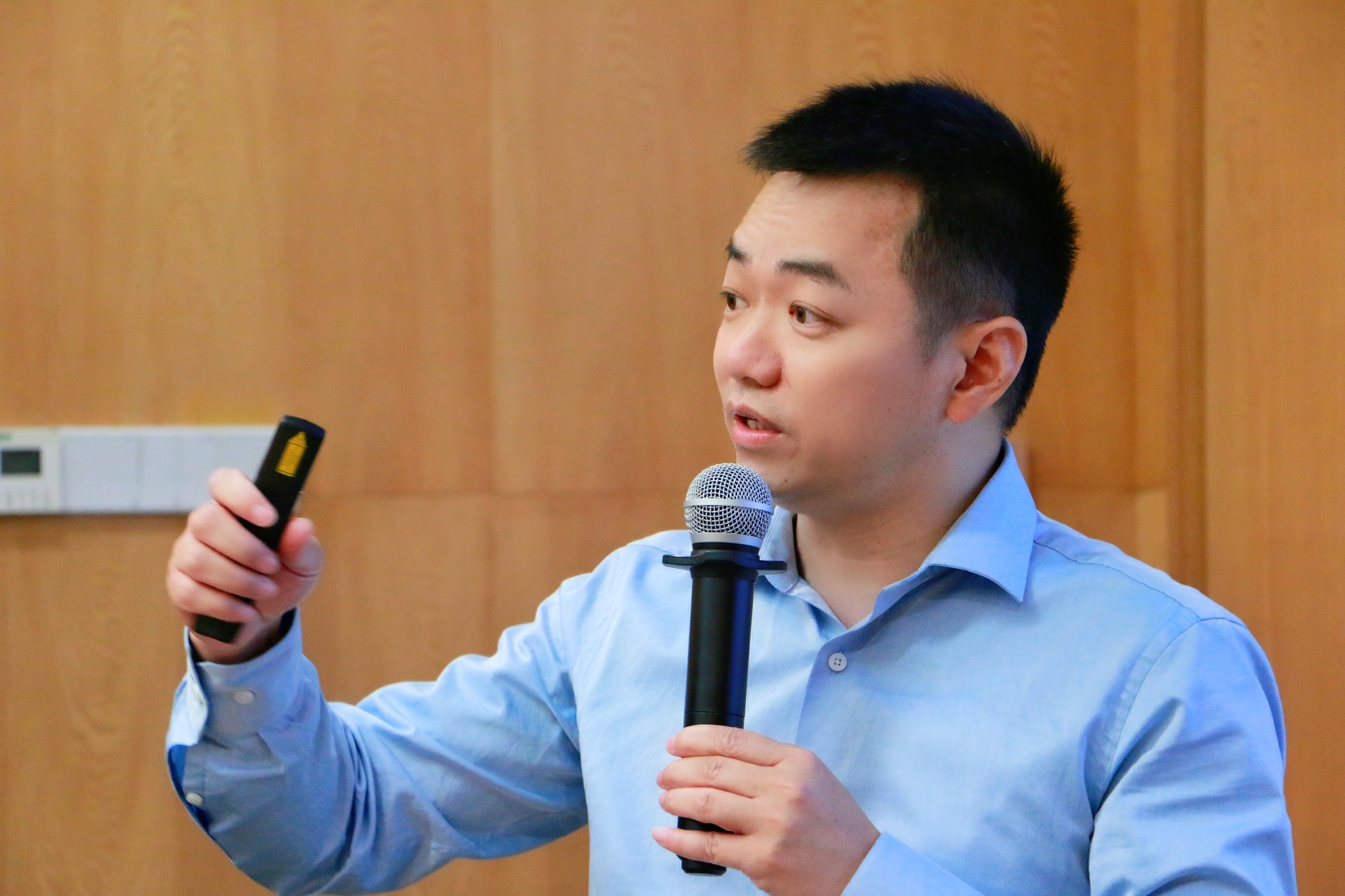 周总.jpg 周总.jpg